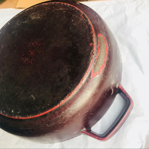 Staub skillet 13” brick red - Picture 4 of 14